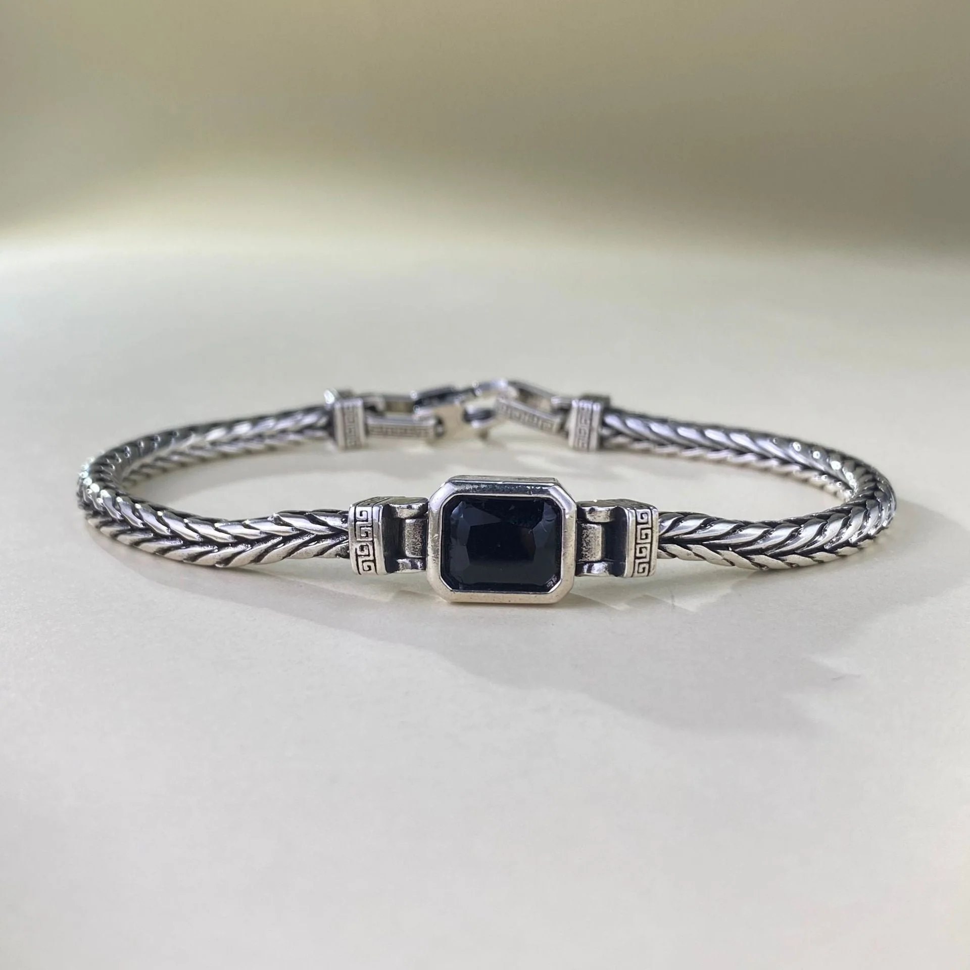 CARROW GEMSTONE BRACELET - Image 2