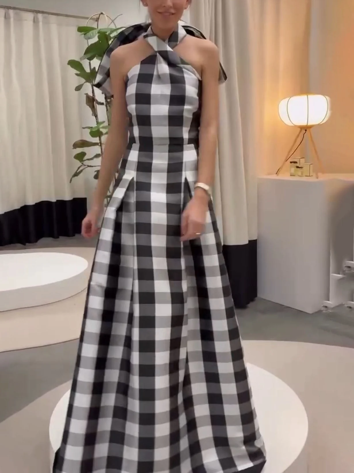 Classic Plaid Print Halter Neck Maxi Dress - Image 3