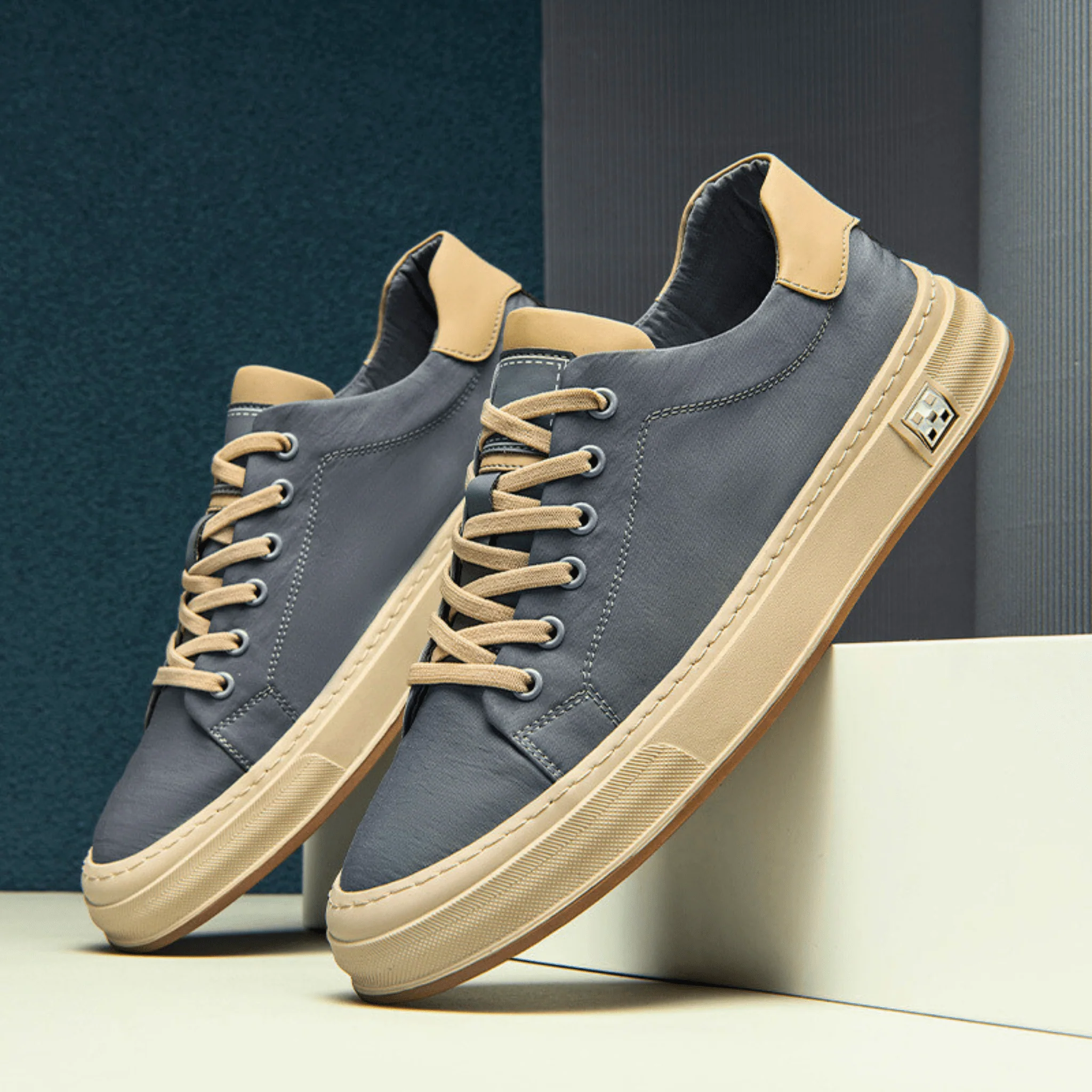 EMERSON TRAINER - Image 4