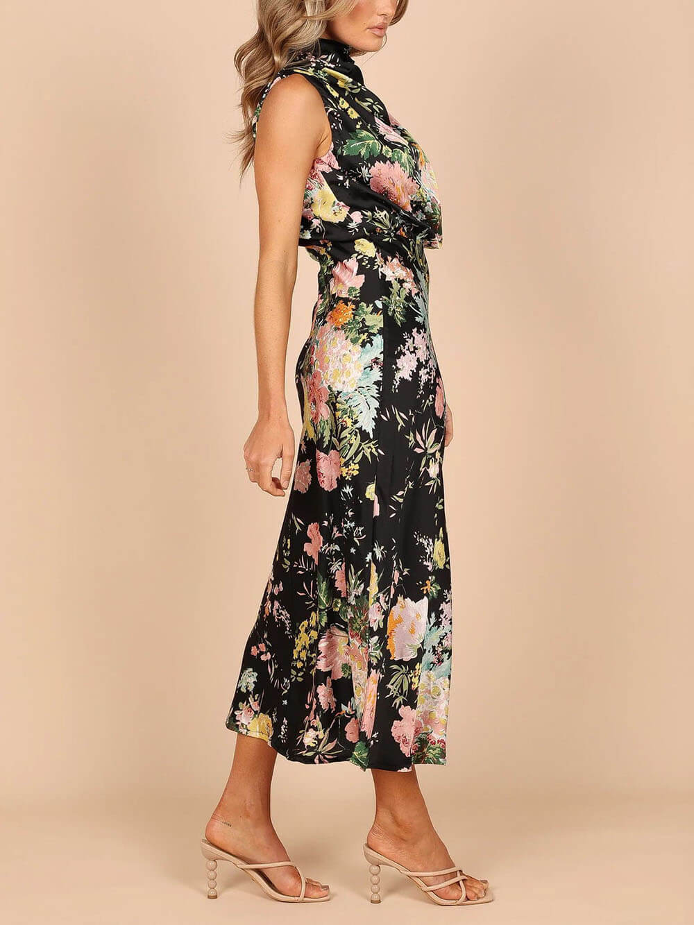 Halter Neck Floral Elastic Waist Maxi Dress - Image 8