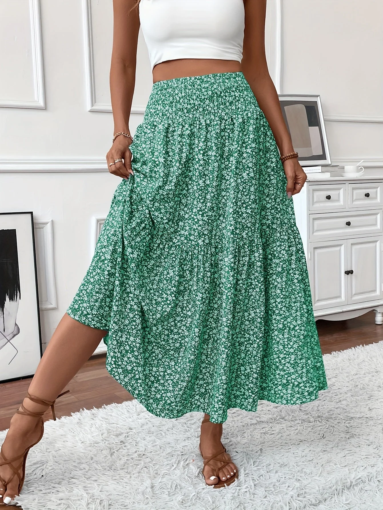 Elena Ditsy Floral Skirt - Image 10