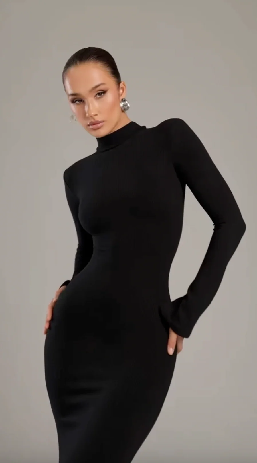 Noire|Turtleneck Maxi Dress - Image 3