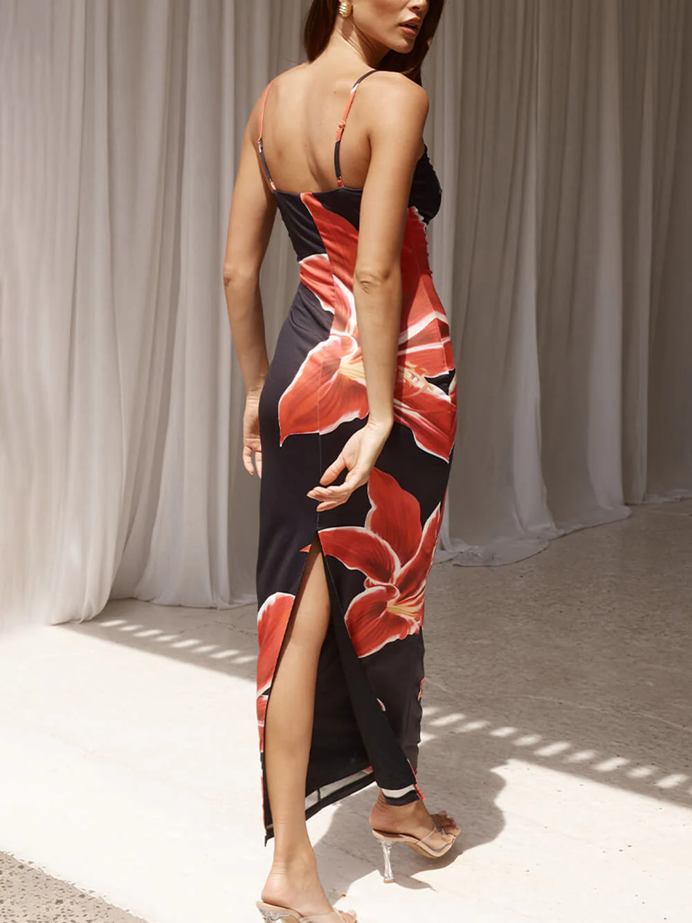 Abstract Unforgettable Floral Print Maxi Dress - Image 4