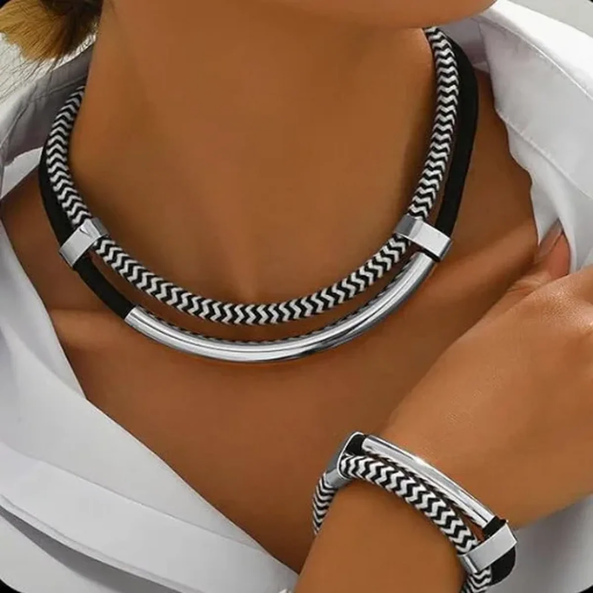 VALENZA JEWELRY SET - Image 2