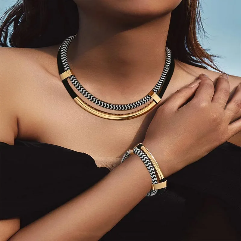 VALENZA JEWELRY SET - Image 6
